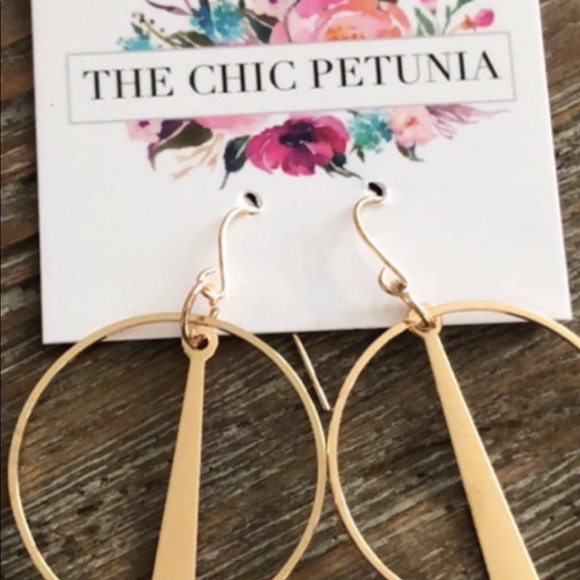 Gold Hoop Tassel Earrings - Picture 3 of 4